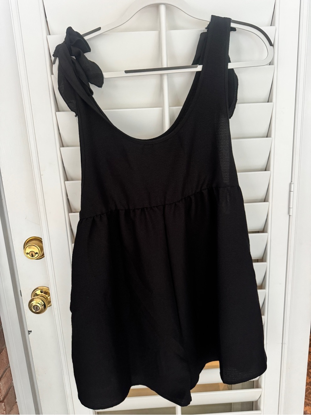 SHEIN Black Tie-Shoulder Babydoll Cami